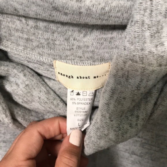 Cowl neck light sweater - Picture 2 of 2